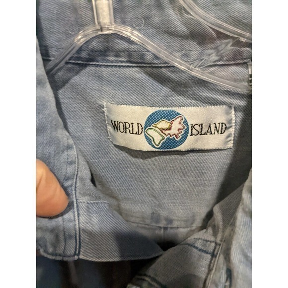 World Island shirt Denim Light Distressed Wash Cotton Short Sleeve Button Large - Picture 5 of 5